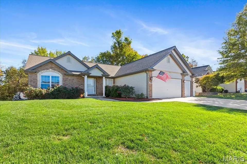 Exterior - 519 Sceptre Rd, Wentzville, MO 63385 photo 2 of 6