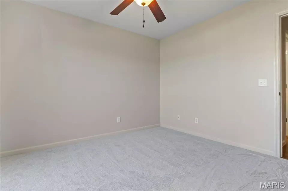 Bedroom - 519 Sceptre Rd, Wentzville, MO 63385 photo 4 of 8