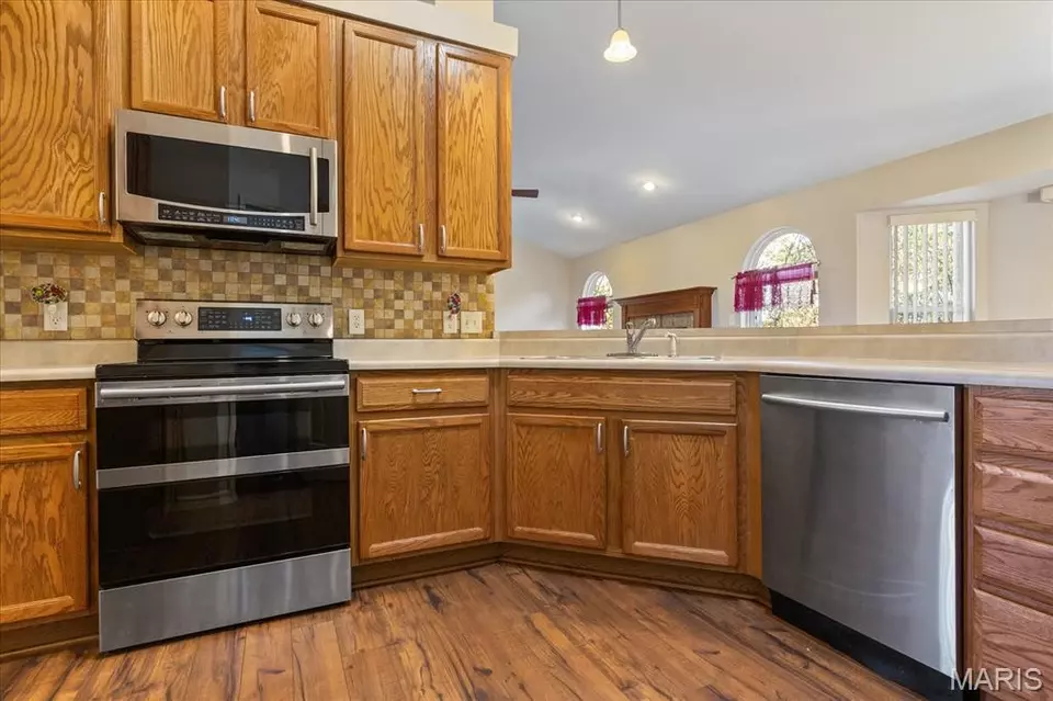 Kitchen - 519 Sceptre Rd, Wentzville, MO 63385 photo 3 of 3
