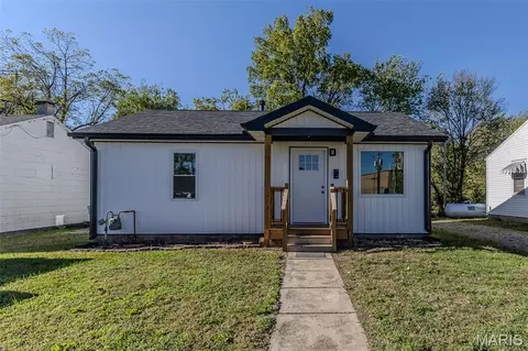 406 Perry St, Lebanon, MO 65536