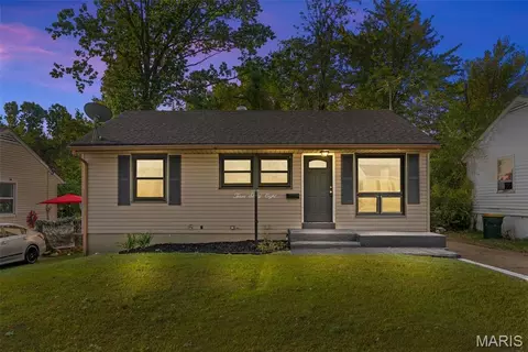368 Cameron Rd, Riverview, MO 63137
