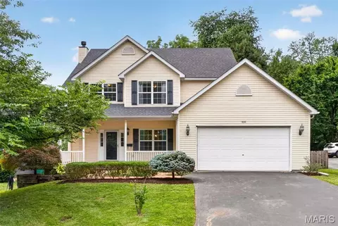 808 E Pacific Ave, Webster Groves, MO 63119