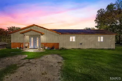 10046 Eye St, Belgrade, MO 63622