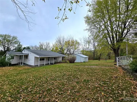 10099 Franklin Rd, Potosi, MO 63664