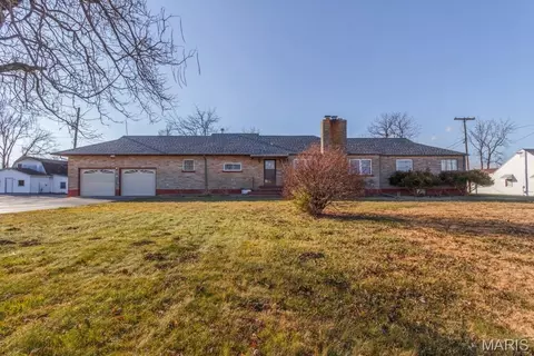 1171 W Elm St, Lebanon, MO 65536
