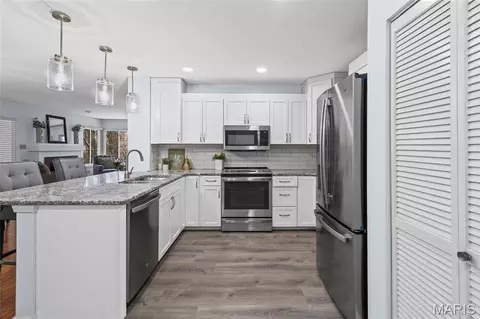 Kitchen - 1872 Ridgeview Circle Dr, Ballwin, MO 63021 photo 1 of 4