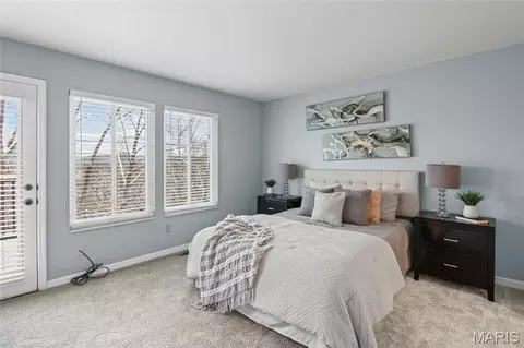 Bedroom - 1872 Ridgeview Circle Dr, Ballwin, MO 63021 photo 3 of 6