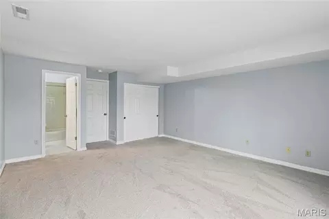 Bedroom - 1872 Ridgeview Circle Dr, Ballwin, MO 63021 photo 6 of 6