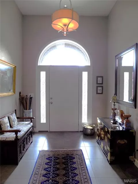 Entry Way - 1011 Carriage Ln, Rolla, MO 65401 photo 2 of 10