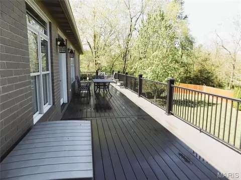 Exterior - 1011 Carriage Ln, Rolla, MO 65401 photo 14 of 23