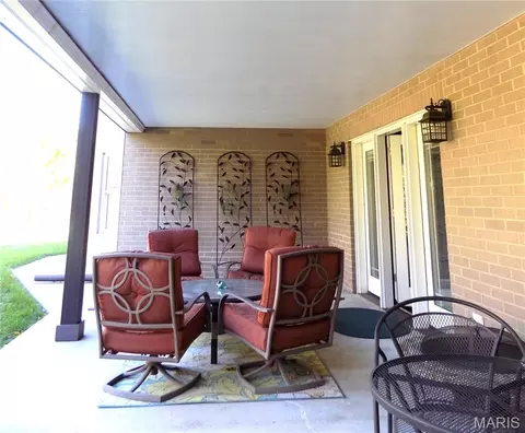 Exterior - 1011 Carriage Ln, Rolla, MO 65401 photo 12 of 23
