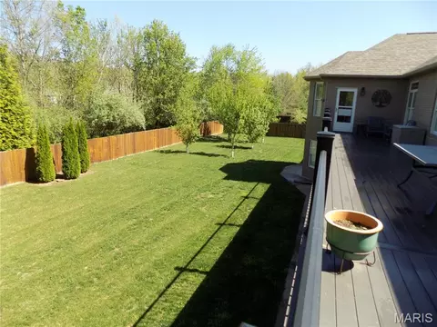 Exterior - 1011 Carriage Ln, Rolla, MO 65401 photo 16 of 23