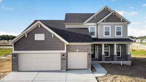 125 Sterling Dr, Lake Saint Louis, MO 63367