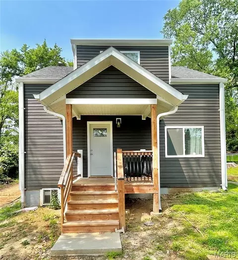 10643 Thorpe Ave, Saint Louis, MO 63114