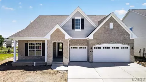 116 Sterling Dr, Lake Saint Louis, MO 63367