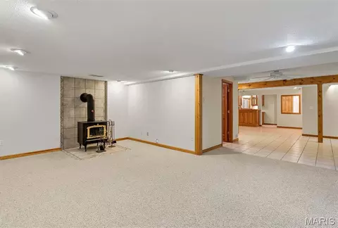 Living - 413 Alborado Dr, Washington, MO 63090 photo 2 of 2