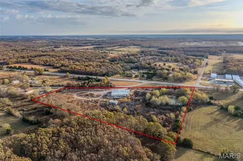 30841 Old Highway 5, Lebanon, MO 65536