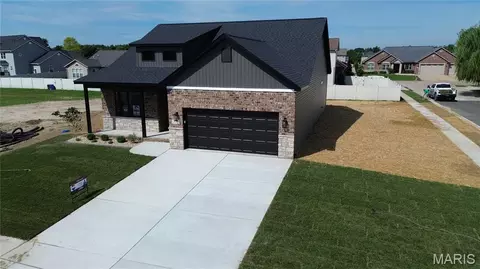 4157 Timber Brook Ct, Swansea, IL 62226