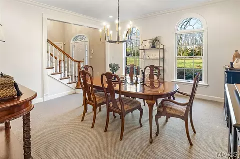 Dining - 115 Cobblestone Hills Rd, O'fallon, IL 62269 photo 3 of 4