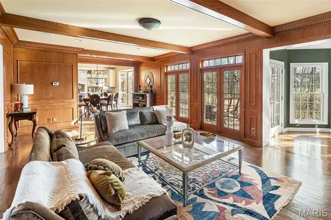 Living - 115 Cobblestone Hills Rd, O'fallon, IL 62269 photo 2 of 6