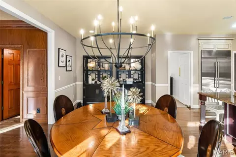 Dining - 115 Cobblestone Hills Rd, O'fallon, IL 62269 photo 4 of 4
