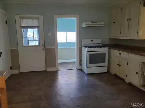 Entry Way - 222 Buchanan St, Waterloo, IL 62298 photo 1 of 1