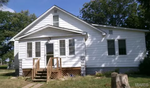 222 Buchanan St, Waterloo, IL 62298