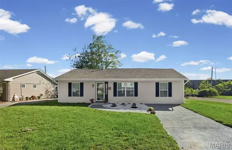604 West Ave, East St Louis, IL 62207