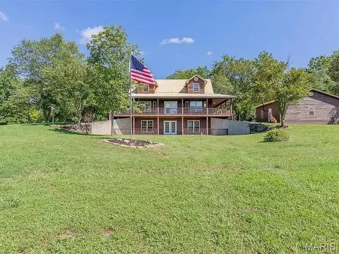 2814 Ripley N-2, Doniphan, MO 63935