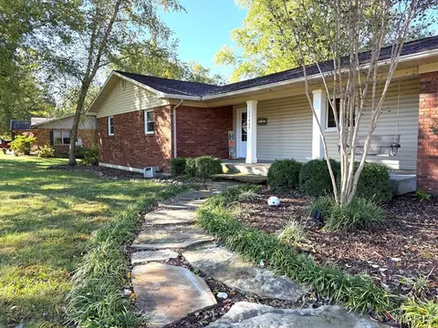 11429 Northview Dr, Dexter, MO 63841