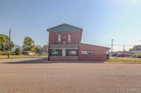 1348 Madison Ave, Madison, IL 62060