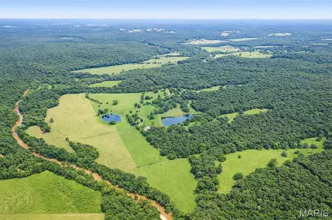 Undisclosed, Steelville, MO 65565