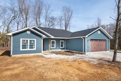 600 Christine Ave, Saint James, MO 65559