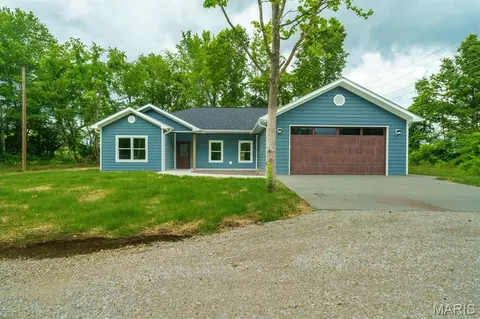 600 Christine Ave, Saint James, MO 65559