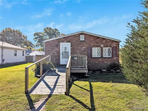 311 E 2nd St, O'fallon, IL 62269