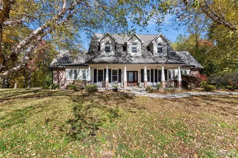 184 Country View Dr, Benton, MO 63736