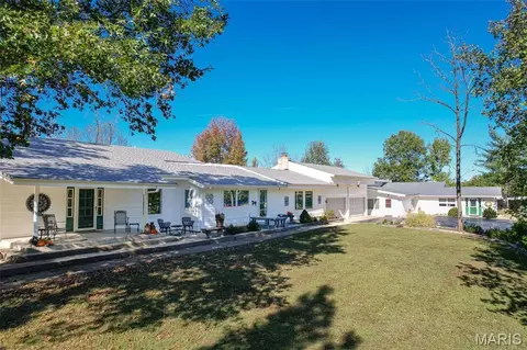 Exterior - 347 Roller Rd, Saint Clair, MO 63077 photo 1 of 12