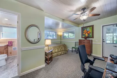 Bedroom - 347 Roller Rd, Saint Clair, MO 63077 photo 3 of 8