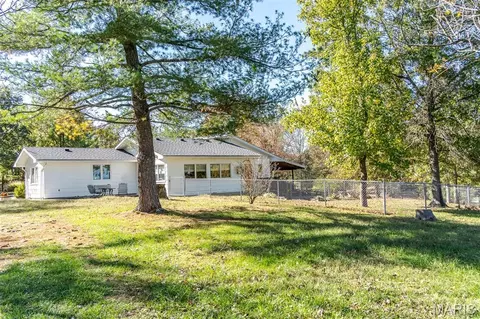 Exterior - 347 Roller Rd, Saint Clair, MO 63077 photo 4 of 12