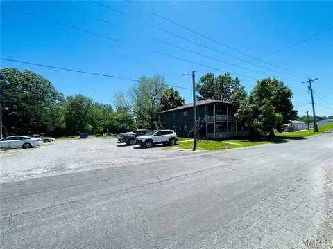 404 E Massachusetts St, Steeleville, IL 62288