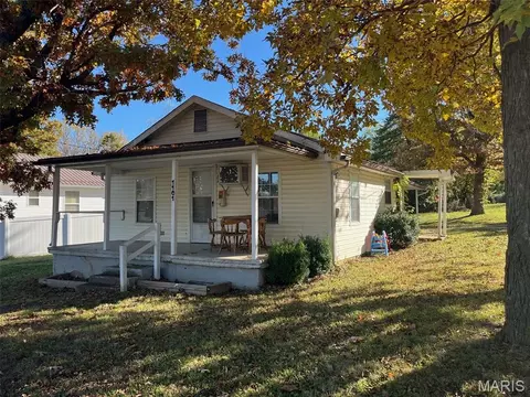 1101 Richeson Rd, Potosi, MO 63664