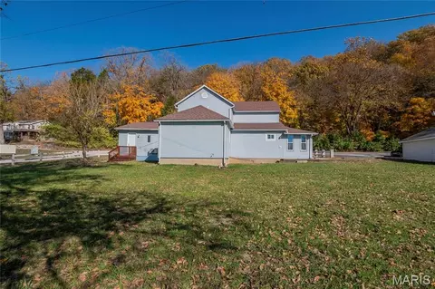 Exterior - 7000 Twin River Rd, Eureka, MO 63025 photo 7 of 14