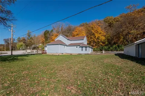 Exterior - 7000 Twin River Rd, Eureka, MO 63025 photo 8 of 14