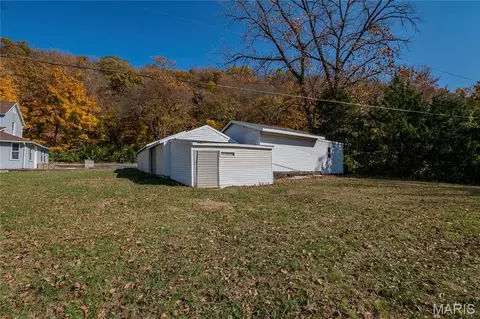 Exterior - 7000 Twin River Rd, Eureka, MO 63025 photo 9 of 14