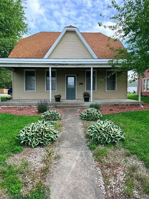 419 W Main St, Bowling Green, MO 63334