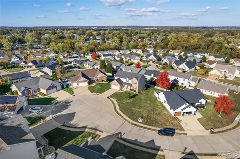 View/Area - 672 Berrywine Ln, Arnold, MO 63010 photo 1 of 4