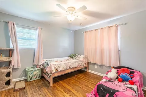 Bedroom - 1018 Paula Dr, Arnold, MO 63010 photo 2 of 4