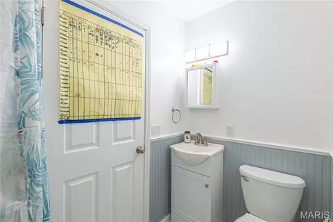 Bath - 1018 Paula Dr, Arnold, MO 63010 photo 2 of 2