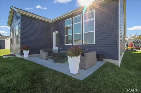 Exterior - 5016 Pacific Crest Trl, Cottleville, MO 63304 photo 6 of 7