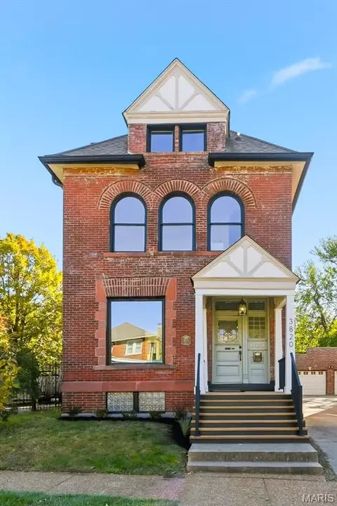 3820 Shaw Blvd, Saint Louis, MO 63110